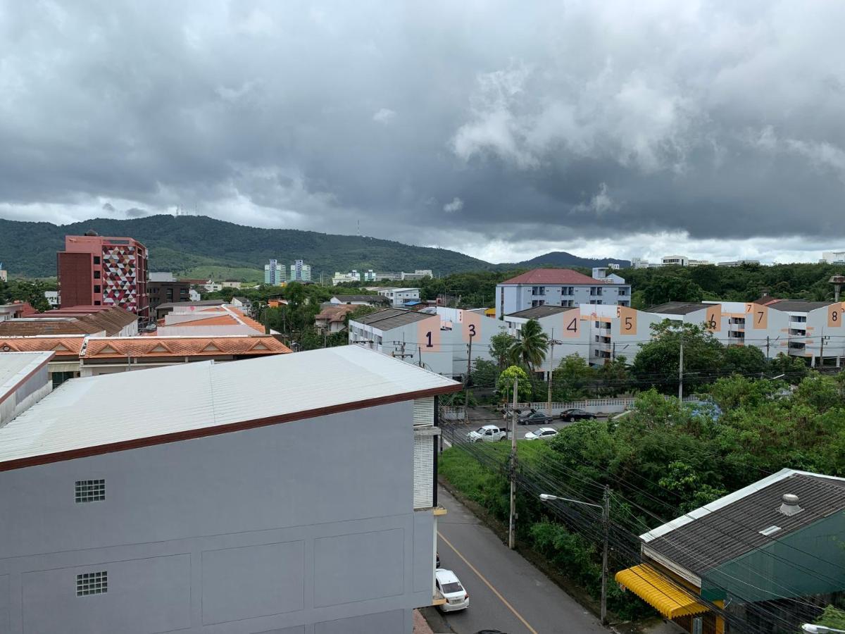 Clover Hotel Hatyai Хатъяй Экстерьер фото
